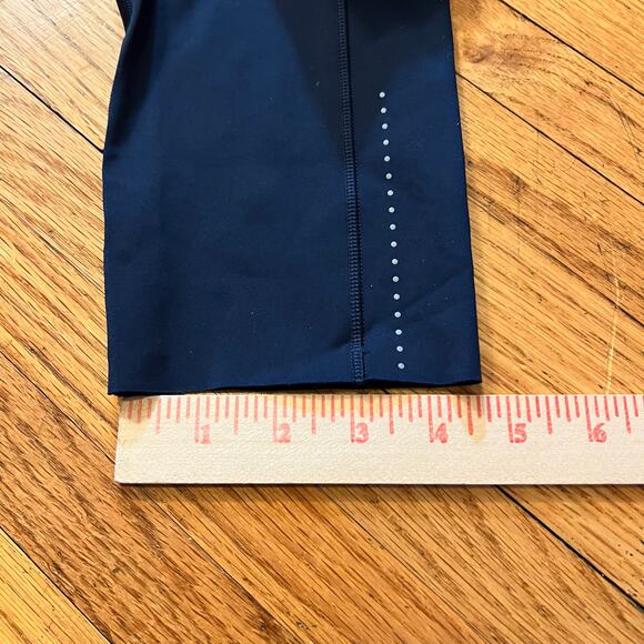 Lululemon Leggings Womens 6 Fast Free Crop Blue Nulux W6AS5S Pockets - Picture 11 of 11